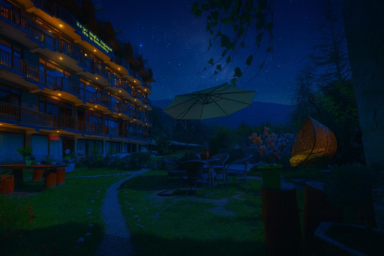 Himalayan River Resort, Manali- #Riverside #Private Parking #Scenic River & Mountain View #Open Cafe # Spacious Room #Big Garden With Campfire — Photos 1