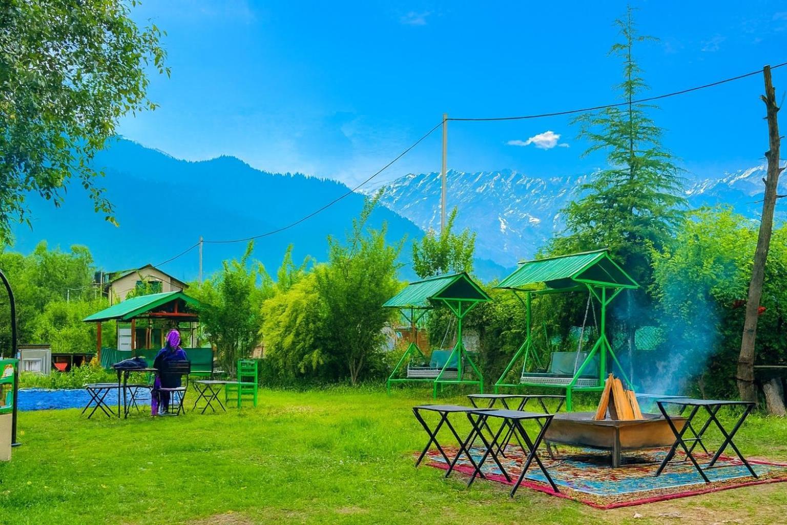 Himalayan River Resort, Manali- #Riverside #Private Parking #Scenic River & Mountain View #Open Cafe # Spacious Room #Big Garden With Campfire — Photos 2